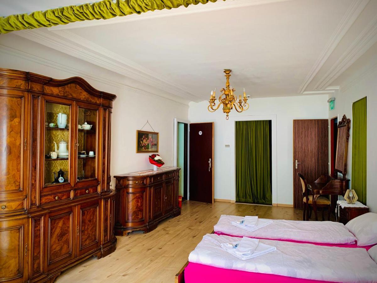 Hotel Weisses Roessli Leukerbad Exteriér fotografie